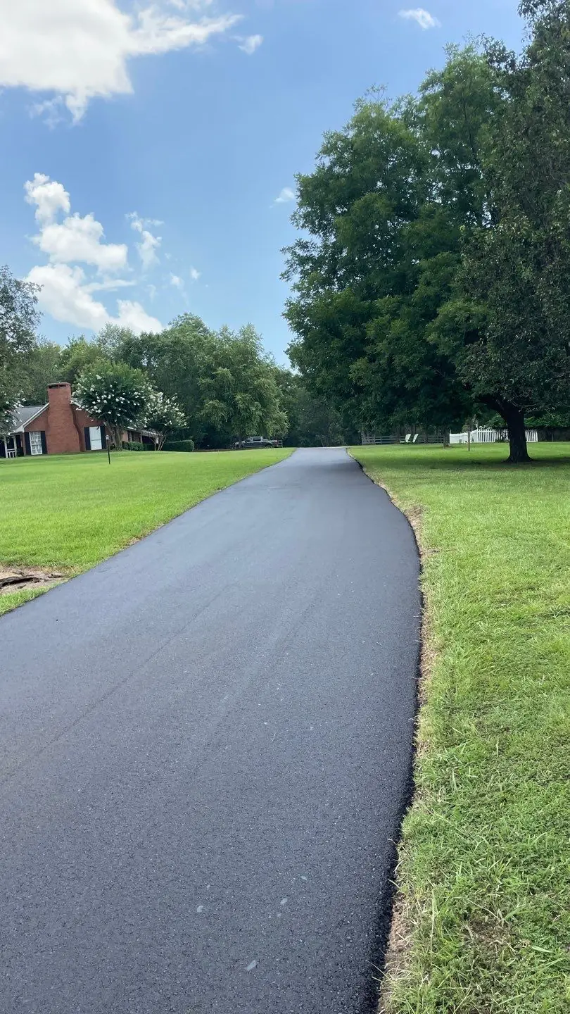 Finished PavePro asphalt driveway in central Mississippi.